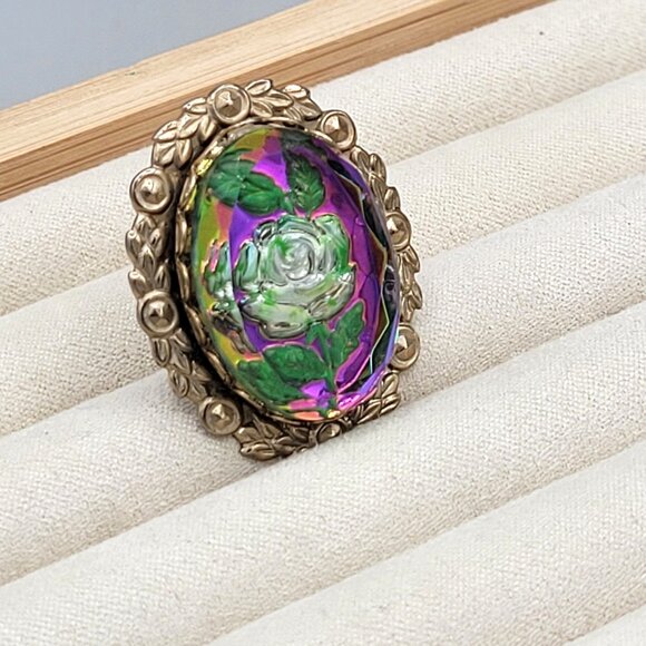 Lucite Encased Rose Flower Floral Brooch Pin Prism Gold Tone Framed Vintage - Picture 1 of 6